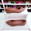 Sapatilha bico fino Juliette Caramelo