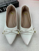 Sapatilha Alongada Off-White Com Laço