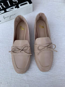 Mocassim Bico Quadrado Bege Jeniffer