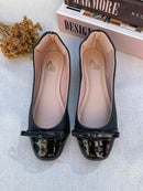 Sapatilha Bico Quadrado Preto Com Laço