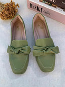 Mocassim Bico Quadrado Verde Com Laço